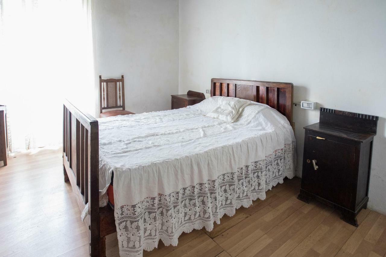 A Fonte Das Bodas Samos Kültér fotó